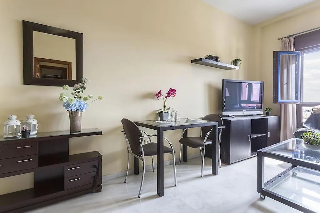 Apartment Apartamento El Mirador, Recepcion 24 H, Piscina, Wifi Y Parking Interior Bormujos