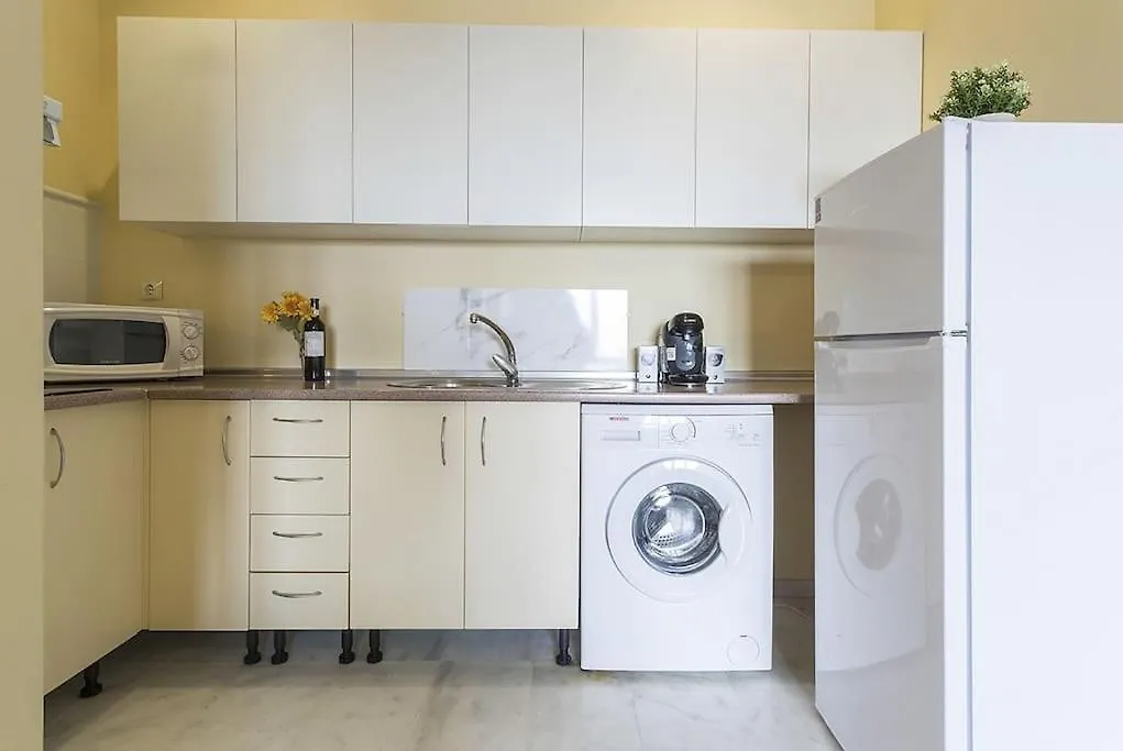 Apartamento El Mirador, Recepcion 24 H, Piscina, Wifi Y Parking Interior Bormujos 0*,  Spain